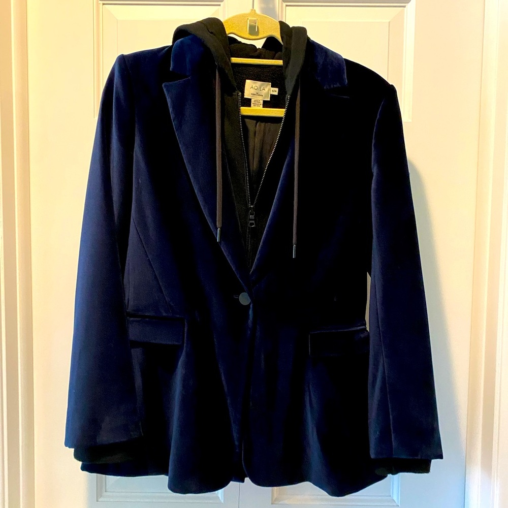Alice + Olivia Navy Blue Blazer